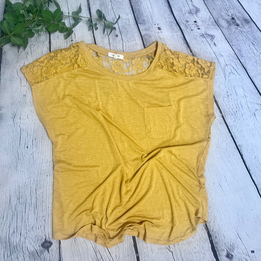 Paper + Tee Women’s Top Lace Shoulders Yellow Plus Size